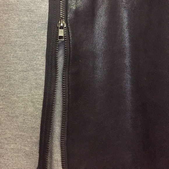 **SOLD**Mystree dress grey with zipper detail - Picture 2 of 2